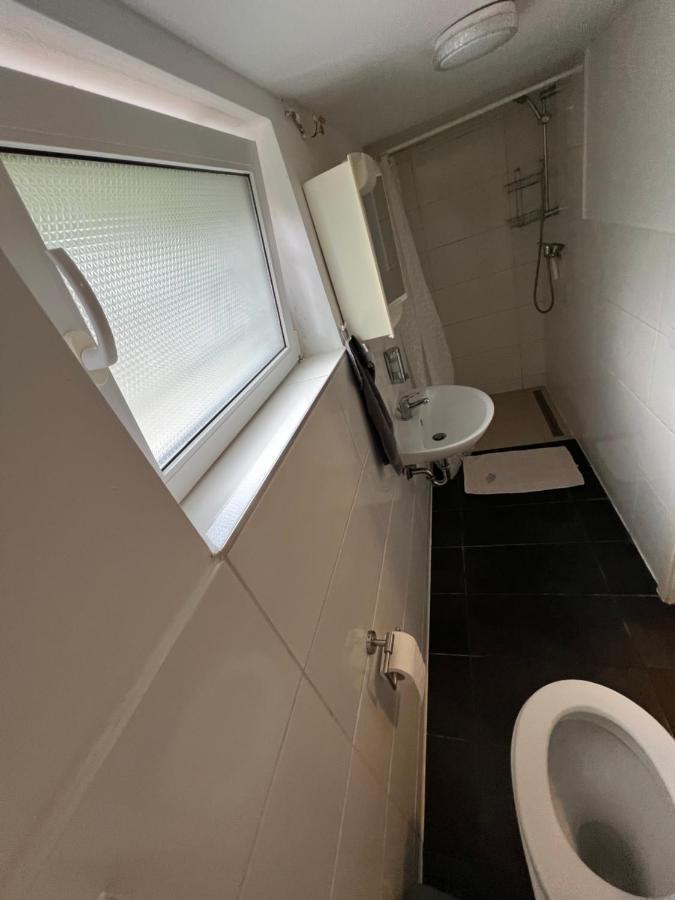 1 Room Ганновер Экстерьер фото